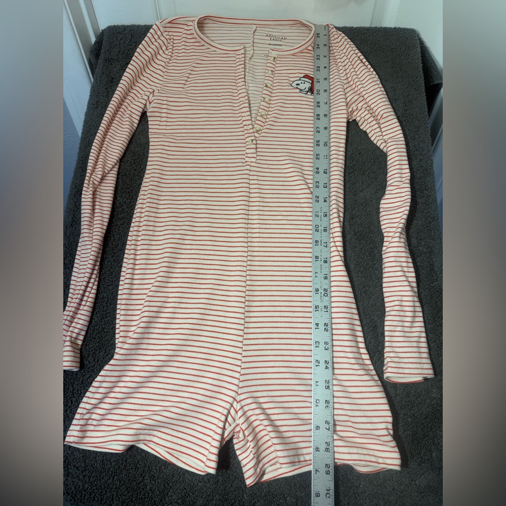 American Eagle Lounge Striped Long Sleeve Onesie with Snoopy Patch- Size M - Picture 4 of 5